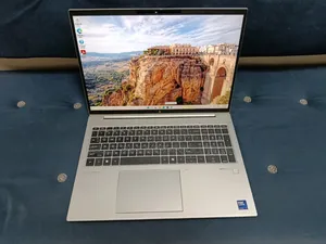 Laptop HP EliteBook 860 G10 16GB Intel Core Ultra 7 SSD 512GB