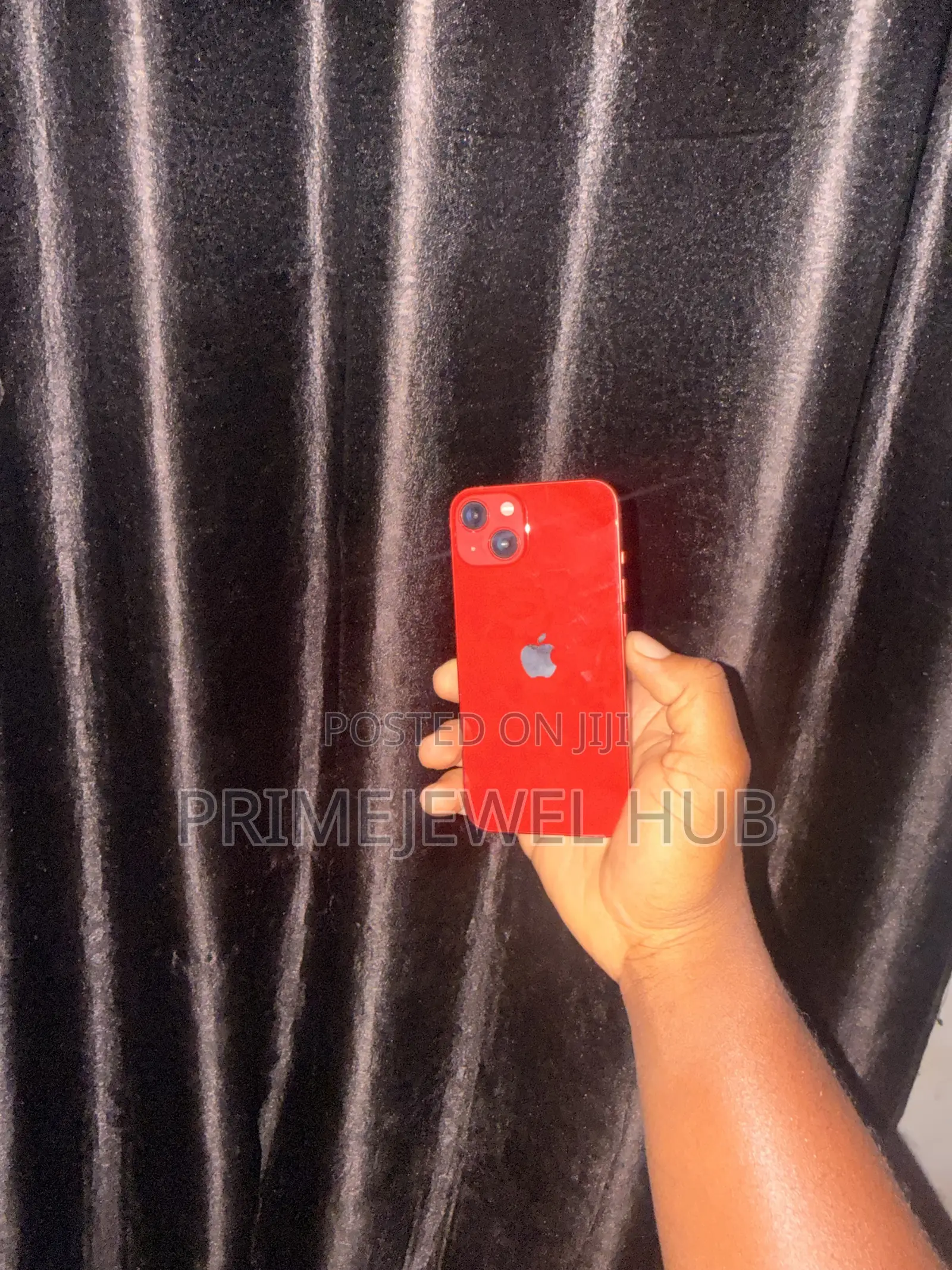 Apple iPhone 13 128 GB Red