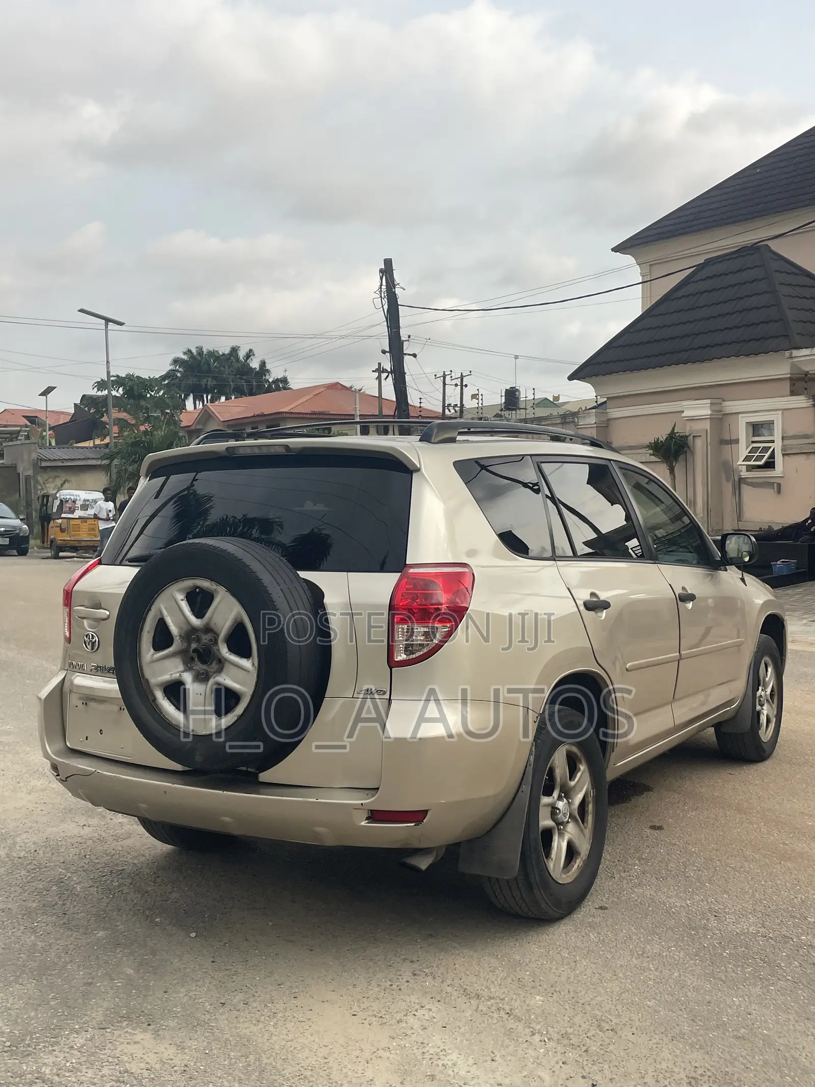 Toyota RAV4 2.4 2008 Gold