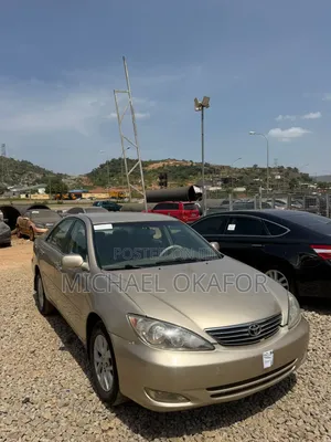 Toyota Camry 2006 Gold