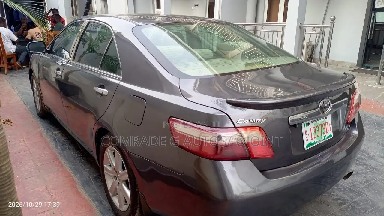 Toyota Camry 2.4 LE 2008 Gray