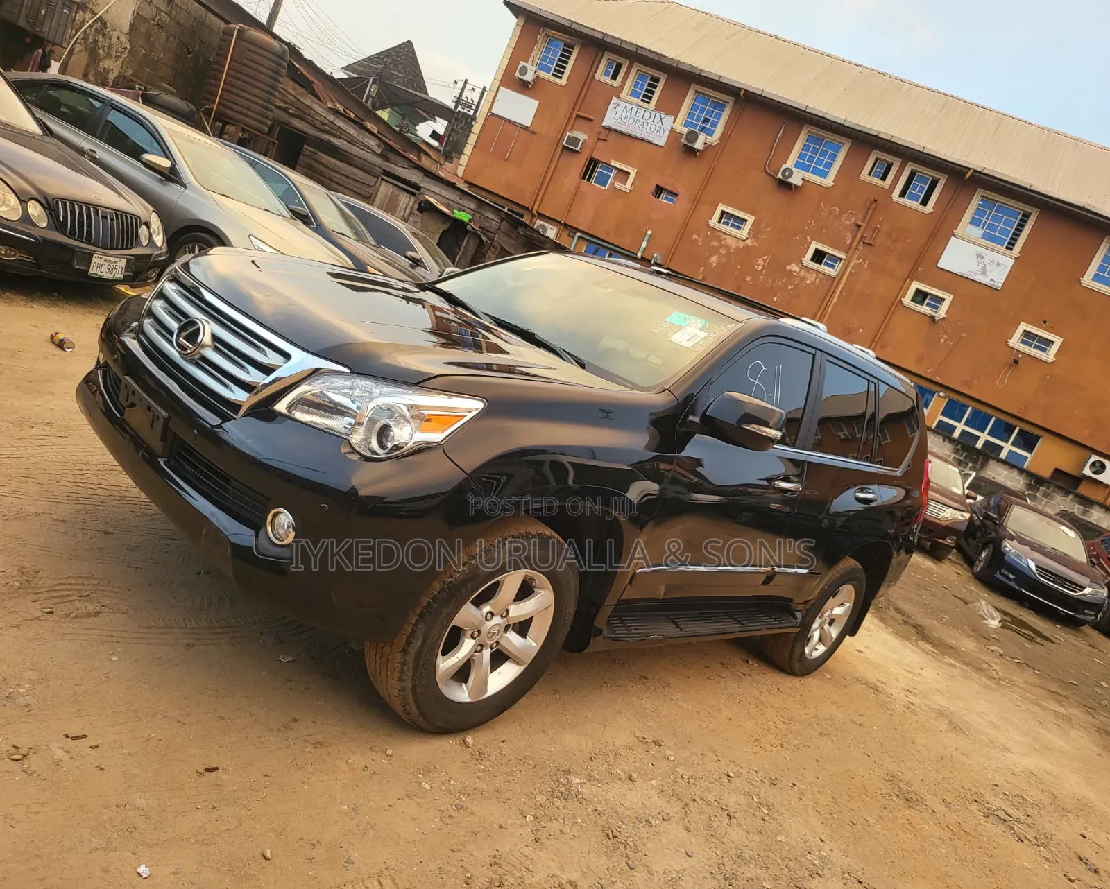 Lexus GX 2011 Black