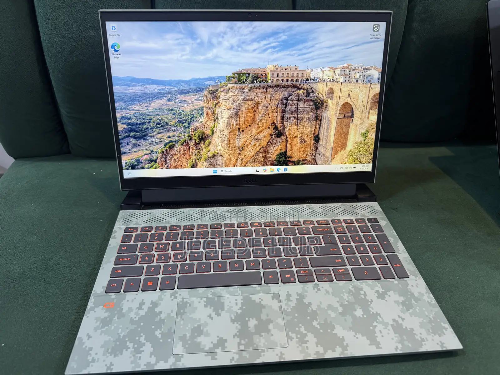 Laptop Dell G15 5520 16GB Intel Core i7 SSD 1T