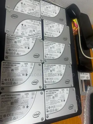 Intel 1.9TB SSD
