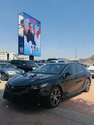 Toyota Camry SE FWD 2020 Black