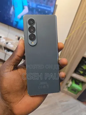 Samsung Galaxy Z Fold4 256 GB Purple