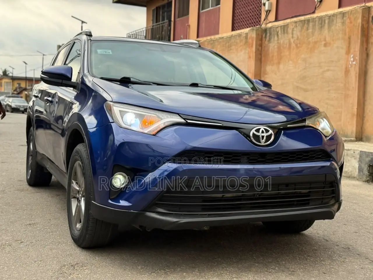 Toyota RAV4 2015 Blue