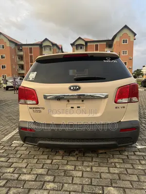 Kia Sorento EX 2011 Pearl