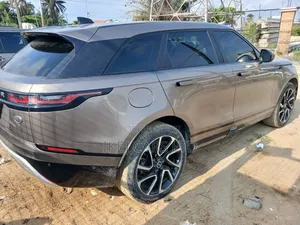Land Rover Range Rover Velar 2020 Gold