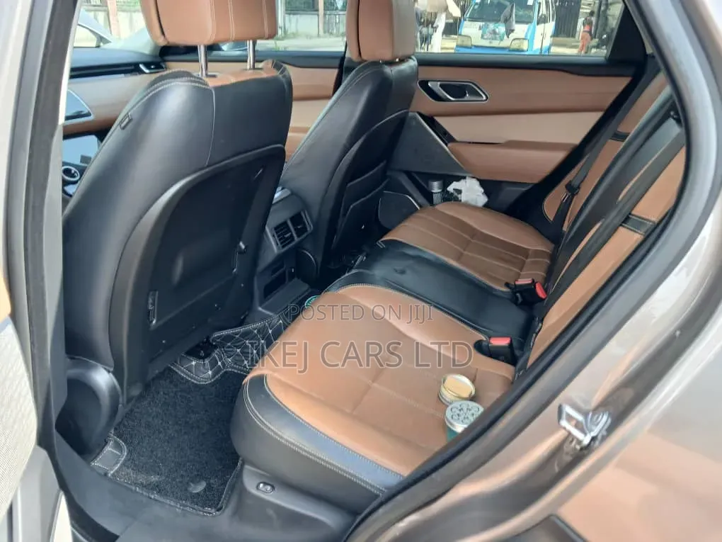 Land Rover Range Rover Velar 2020 Gold