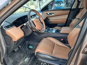 Land Rover Range Rover Velar 2020 Gold
