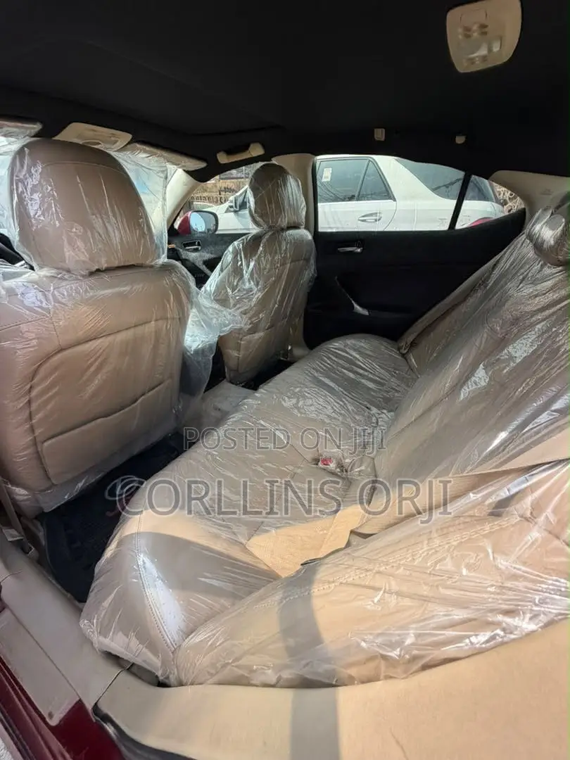Lexus IS 2008 Red
