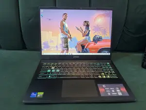 Laptop MSI MSI Sword 17 32GB Intel Core i7 SSD 1T