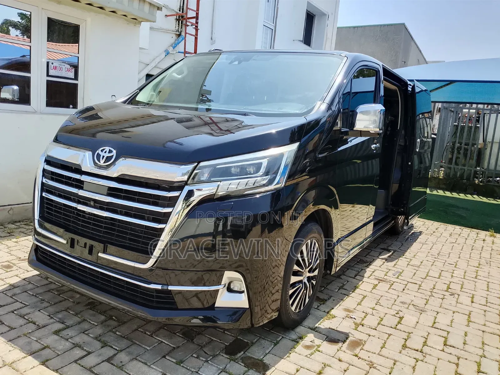 Toyota Granvia 2020 Black