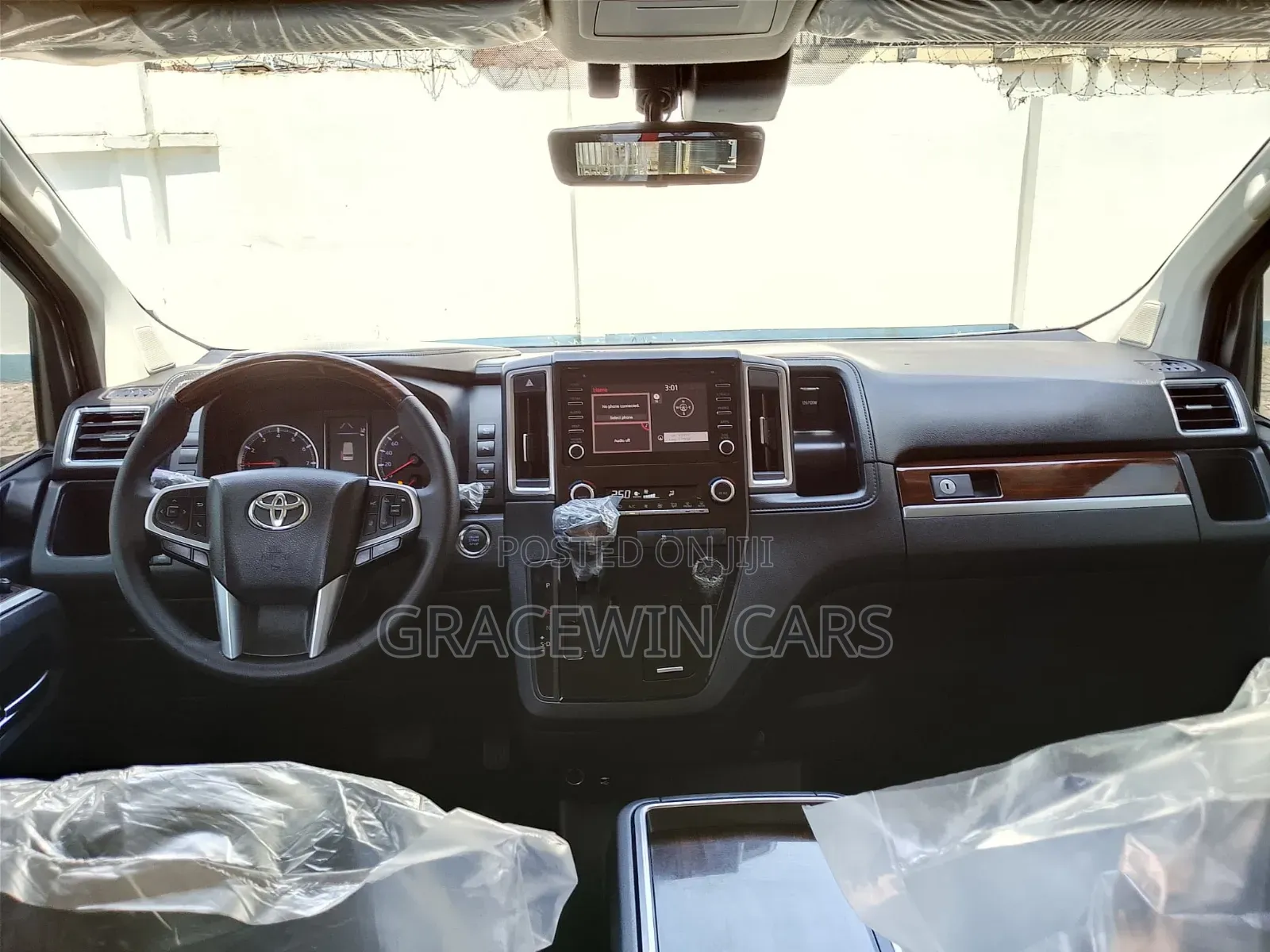 Toyota Granvia 2020 Black