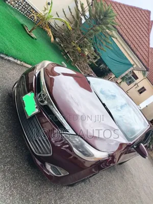 Toyota Avalon XLE 4dr Sedan (3.5L 6cyl 6A) 2014 Burgundy