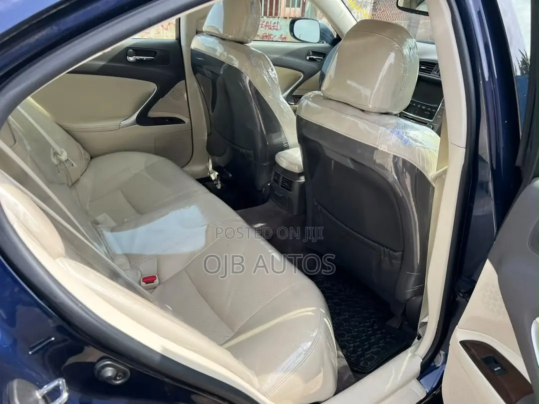 Lexus IS 250 AWD Automatic 2012 Blue