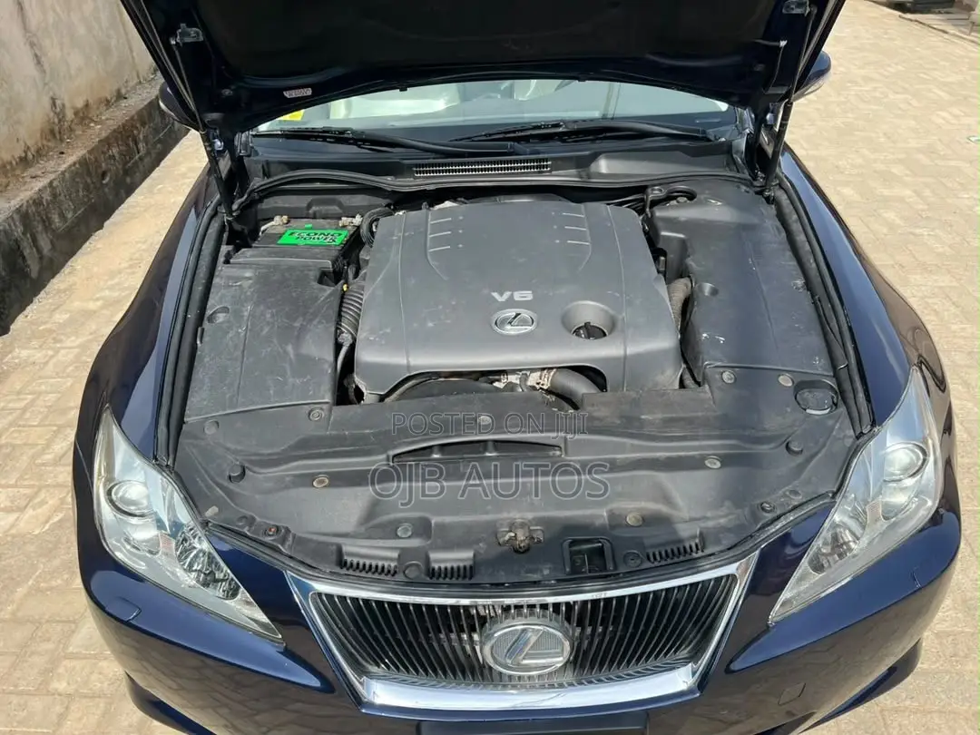 Lexus IS 250 AWD Automatic 2012 Blue