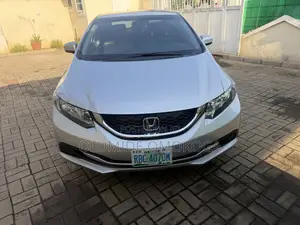 Honda Civic EX 4dr Sedan (1.8L 4cyl CVT) 2015 Silver