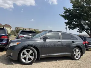 Toyota Venza AWD 2011 Gray