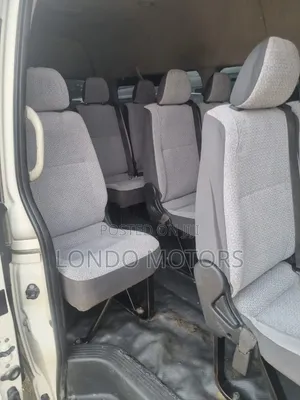 Toyota HiAce 2017 White