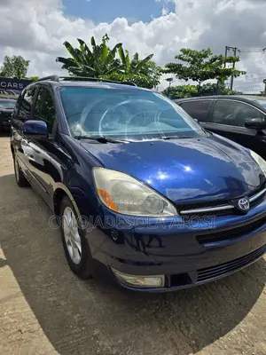 Toyota Sienna XLE Limited AWD 2006 Blue