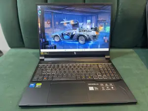 Laptop Acer Nitro 16 16GB Intel Core 7 SSD 1T