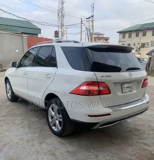 Mercedes-Benz M Class 2013 White