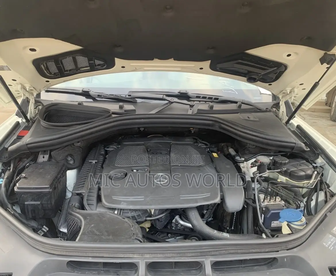 Mercedes-Benz M Class 2013 White