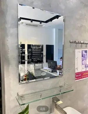 Simple Squre Plain Mirror With Shelve