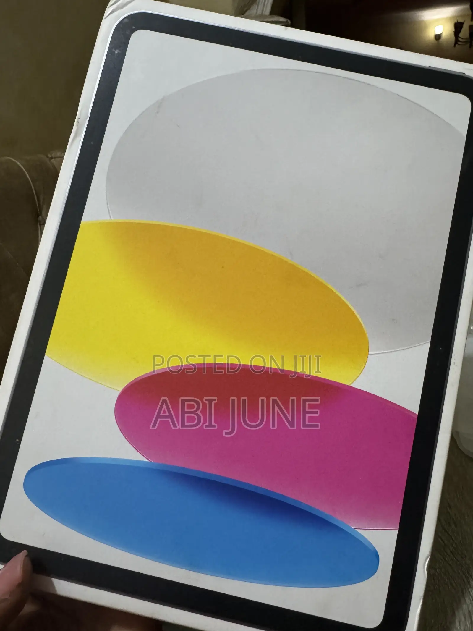 New Apple iPad (2025) 128 GB Silver
