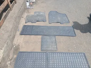 Footmat for Toyota Sienna Rubber Carpet Follow Come
