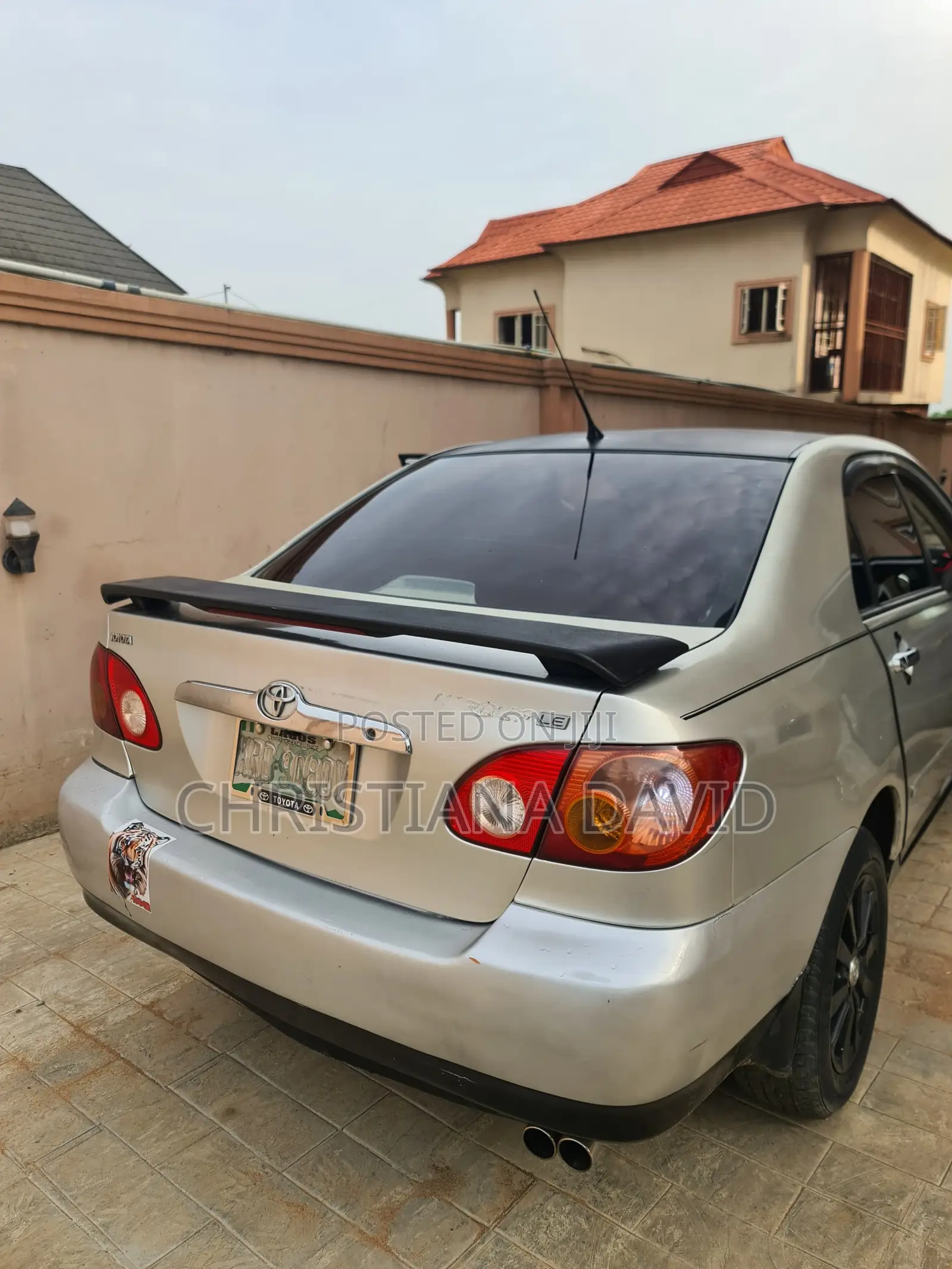 Toyota Corolla 2003 Gold