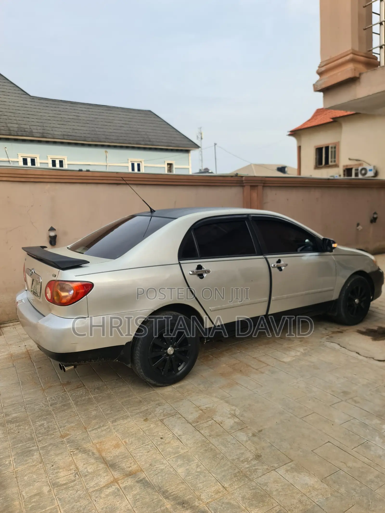 Toyota Corolla 2003 Gold