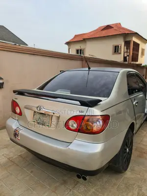 Toyota Corolla 2003 Gold