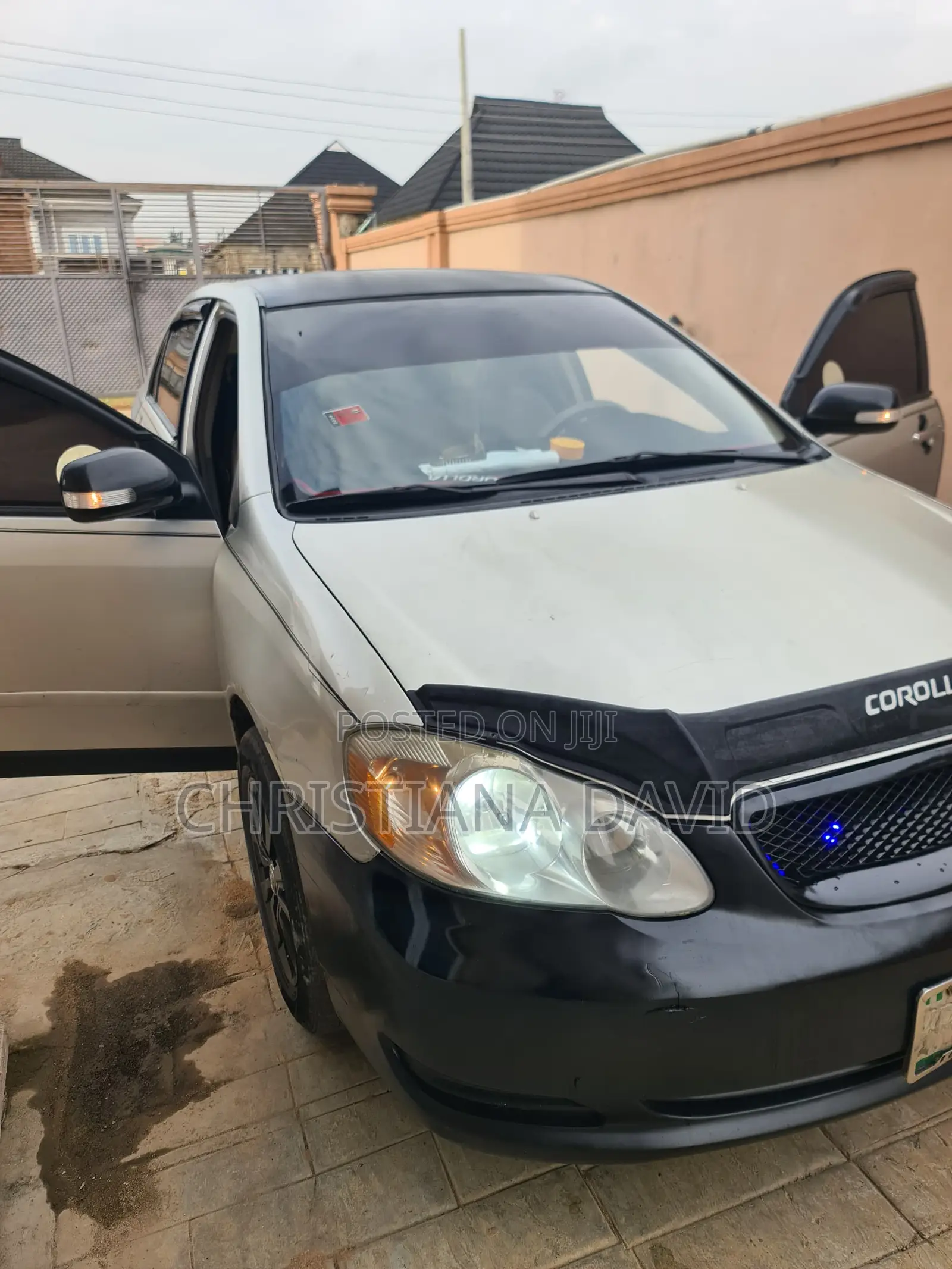 Toyota Corolla 2003 Gold