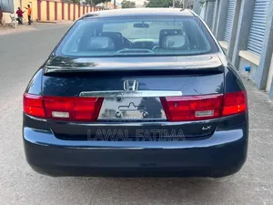Honda Accord Automatic 2005 Blue