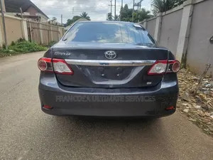 Toyota Corolla 2013 Beige