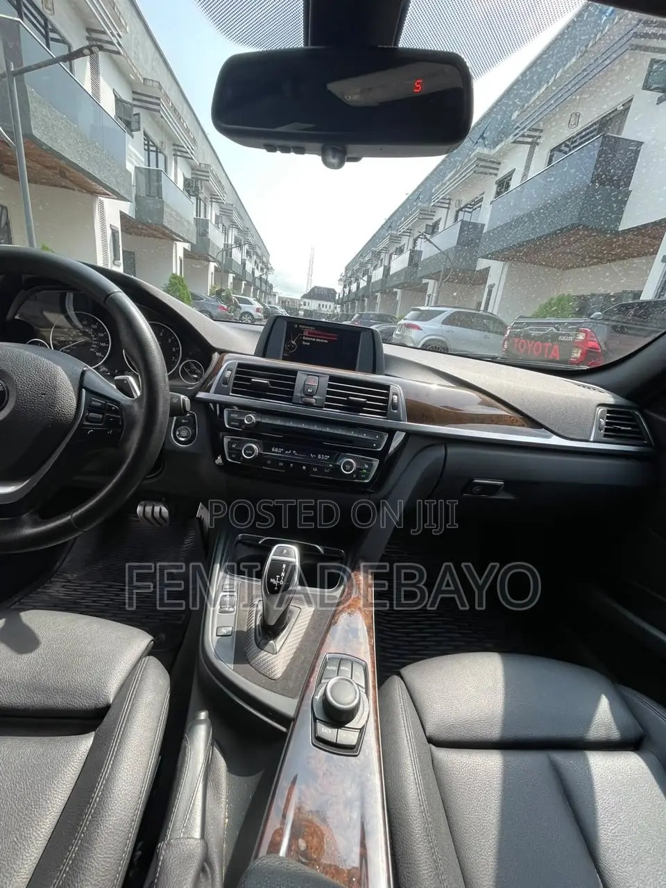 BMW 330i 2017 Black
