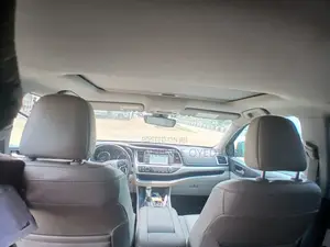 Toyota Highlander 2018 Silver