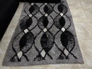 5by7 Center Rug