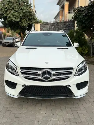 Mercedes-Benz GLE-Class GLE 350 2017 White