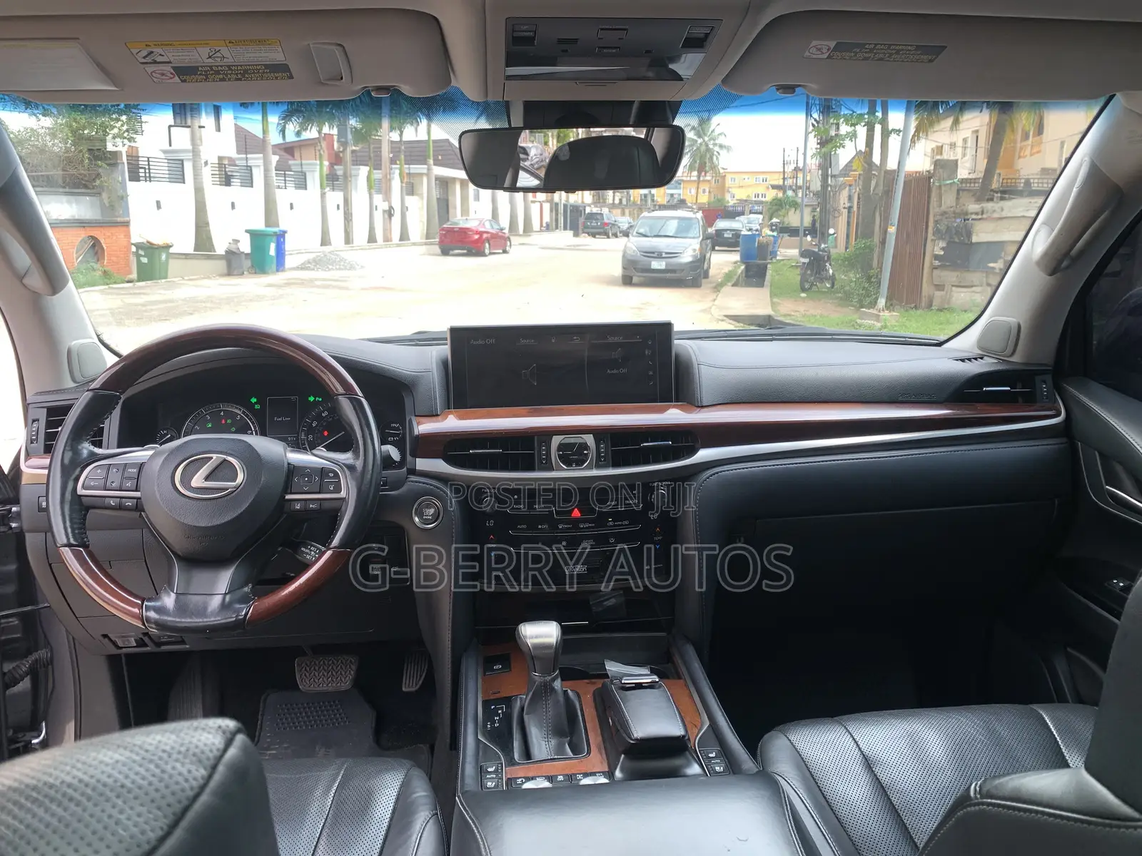 Lexus LX 570 AWD 2019 Gray