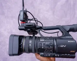 Sony HVR-Z5 Camera With Magnustek 4K HDMI Wireless Transmitter 250m