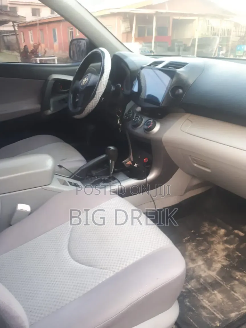 Toyota RAV4 200 4X4 2008 Silver