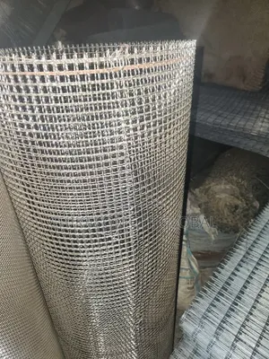 1/2" X 1/2" Hole X 4ft X 7ft Heavy Welded Wire Mesh