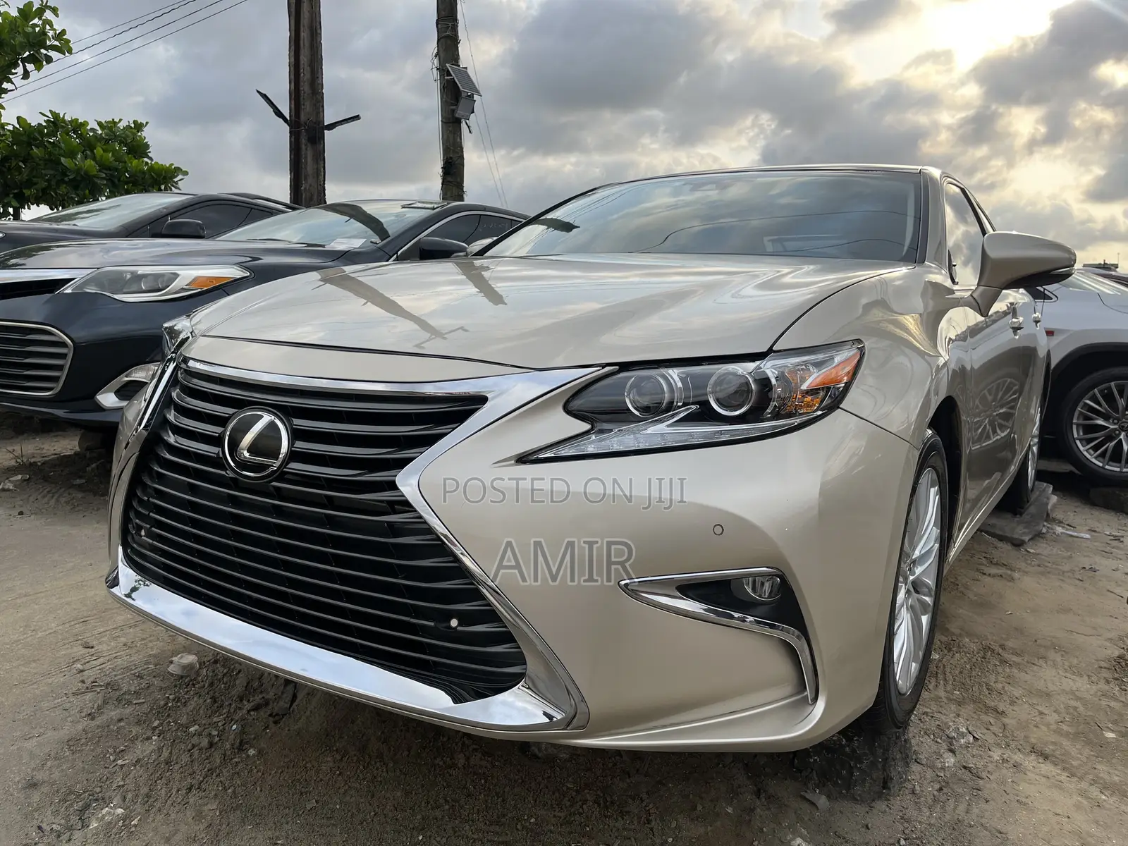 Lexus ES 350 FWD 2017 Gold