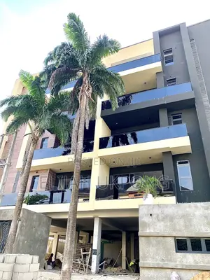 2bdrm Apartment in Lekki Phase1 for sale