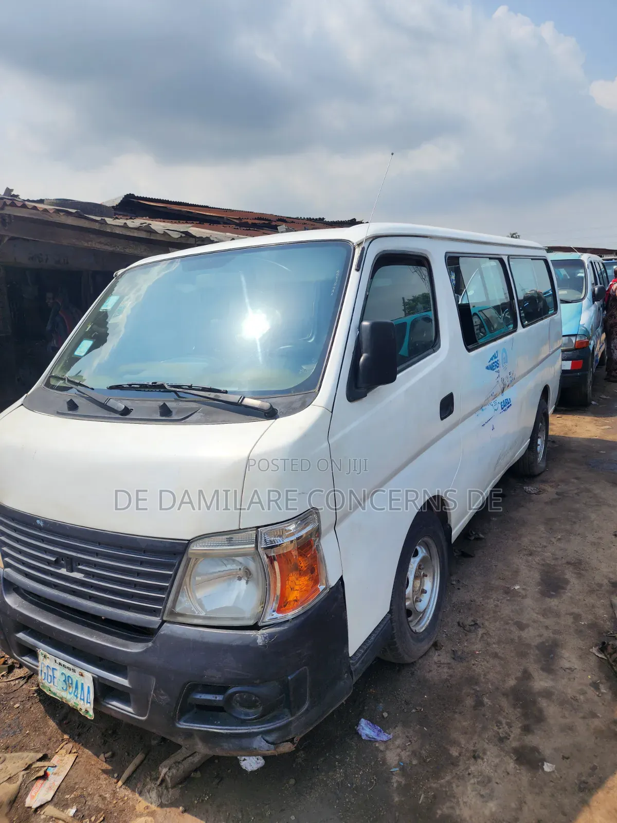Nissan Caravan (Urvan) 2009 White