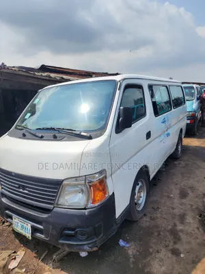 Nissan Caravan (Urvan) 2009 White